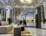 Bán Nhà Cát Linh Nhà Mới Ở Ngay, 30m2, Gần Phố, Sổ Phân Lô, Nội Thất Nhập, 5.25 Tỷ