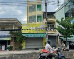 Cho thuê nhà nguyên căn mặt tiền 5x16m, 1 trệt, 2 lầu, sân thượng Huỳnh Tấn Phát, Quận 7