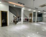 Cho thuê tầng trệt 126m2 nhà phố vinhomes grand park giá tốt nhất thị trường gần công viên